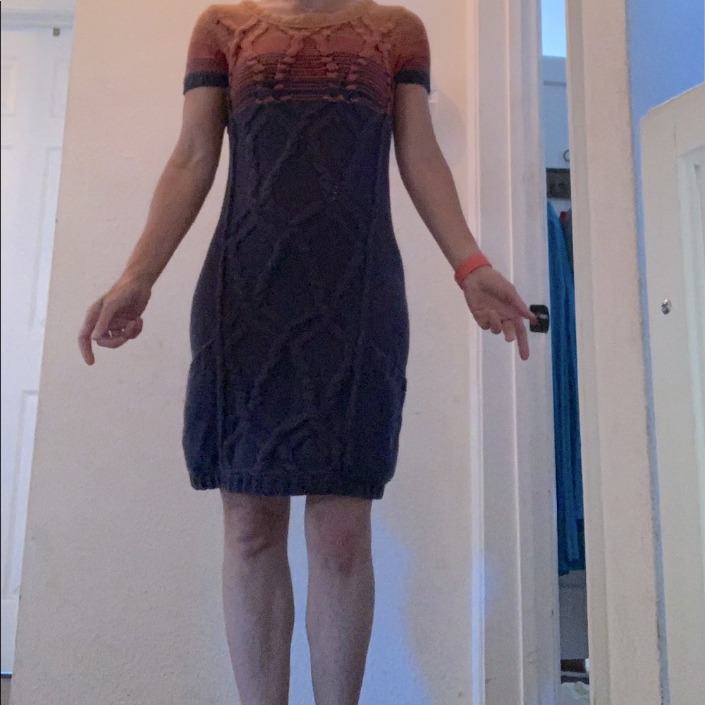 Sweater dress, worn only once